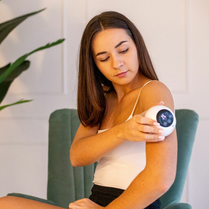 Sähköinen kuumakuppauslaite selluliittihierontaan lämmitystoiminnolla