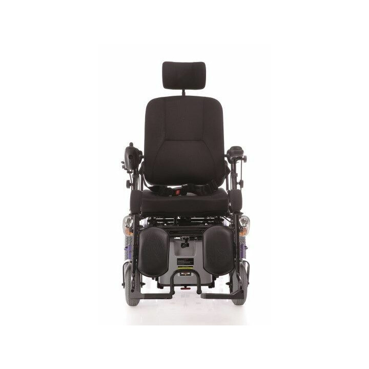 Monipuolinen sähköpyörätuoli kallistuvalla selkänojalla ja pitkällä toimintasäteellä