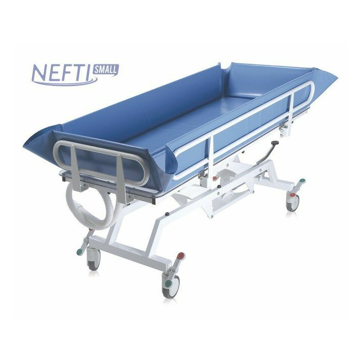 Hydraulinen pediatrinen suihkuvaunu lasten pesuun ja siirtämiseen