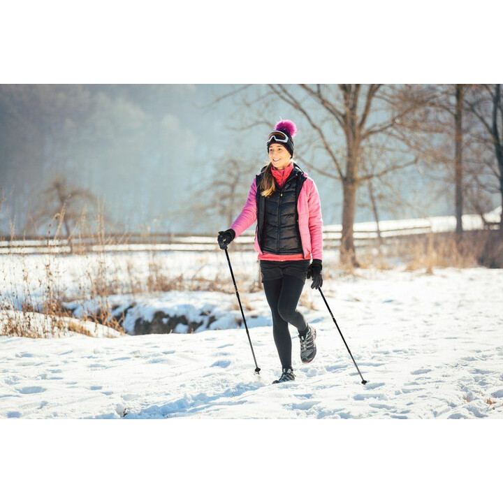 Justerbara teleskoppgångstavar med dämpning och reflexer