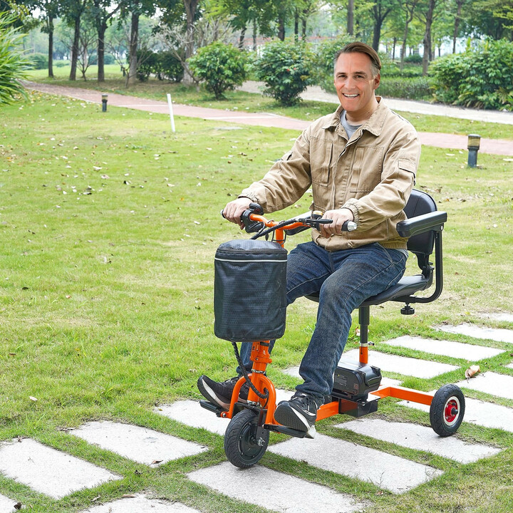 Taitettava 3-pyöräinen sähköinen liikkumisskootteri senioreille 48V 5,2Ah litiumioniakku 12 mailin toimintasäde max 150 kg