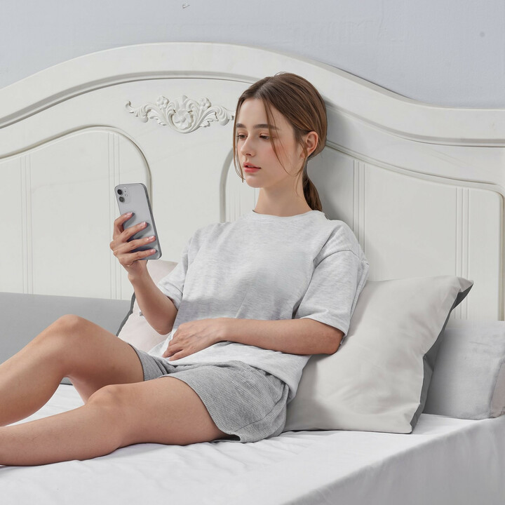 Sängynpäädyn ja patjan väliin tuleva kiilatyyny 1930 x 255 x 152 mm, täyttää 0–178 mm raon, harmaa